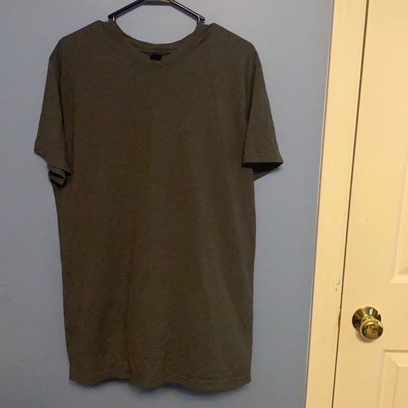 Hanes grey t shirt - Picture 1 of 2